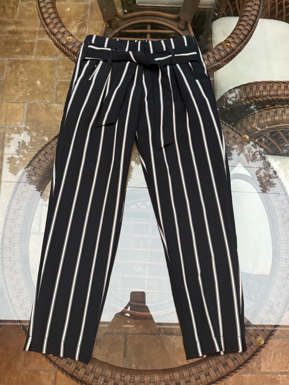 Forever 21 Black Pants with White Vertical Stripes and Waist Tie